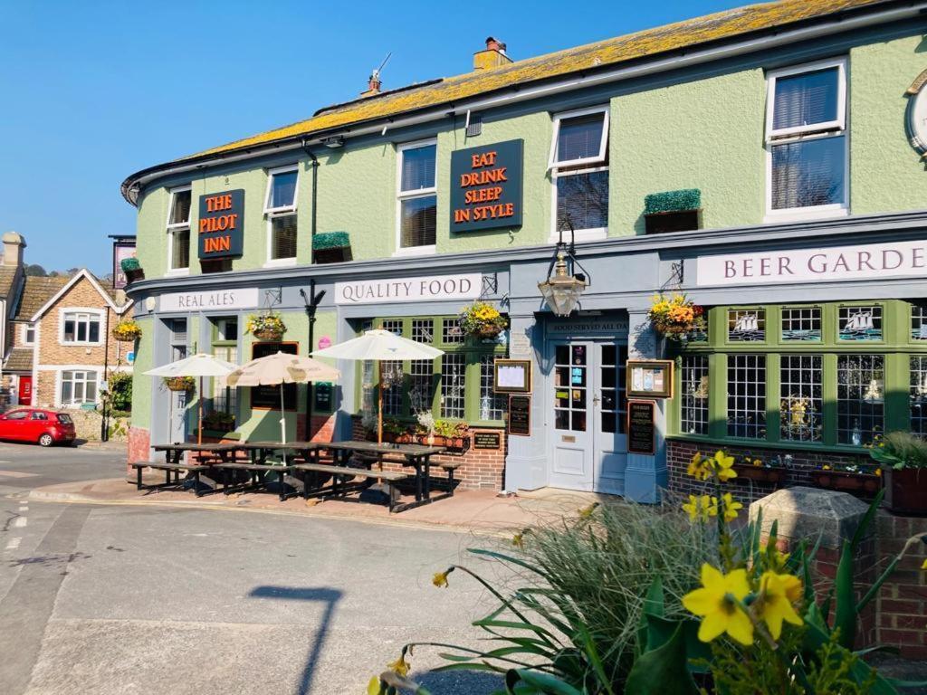 The Pilot Inn Истборн Екстериор снимка