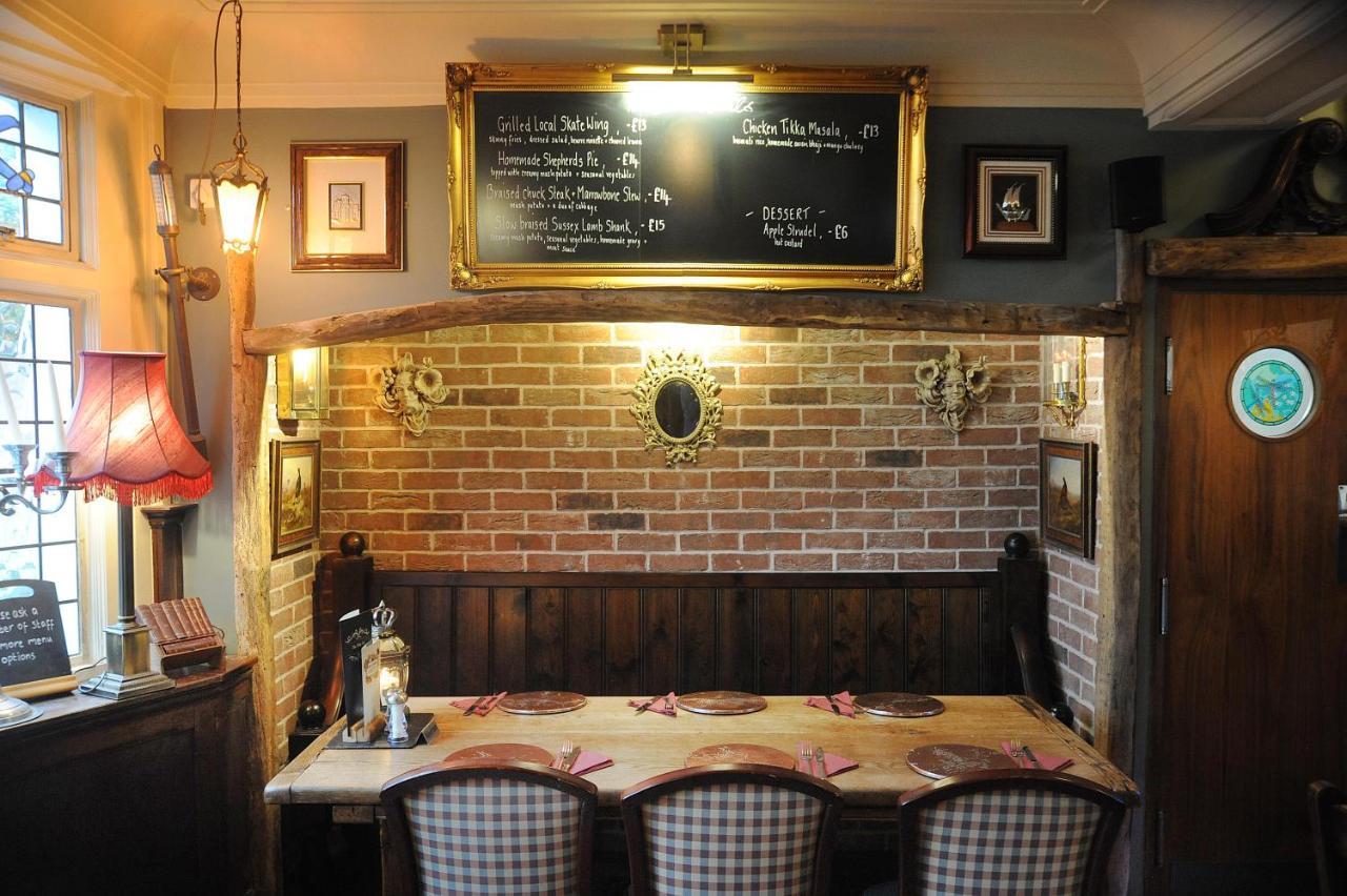 The Pilot Inn Истборн Екстериор снимка
