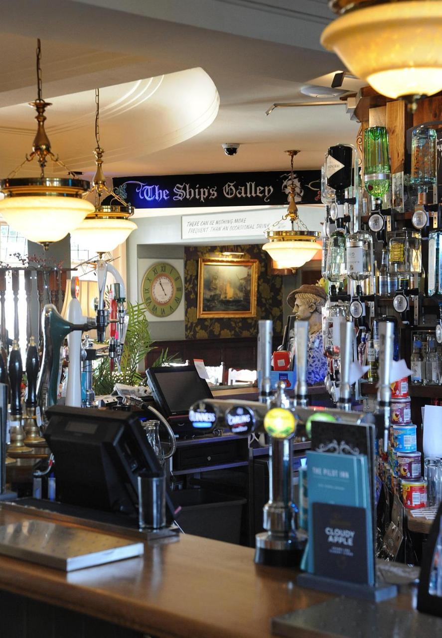 The Pilot Inn Истборн Екстериор снимка