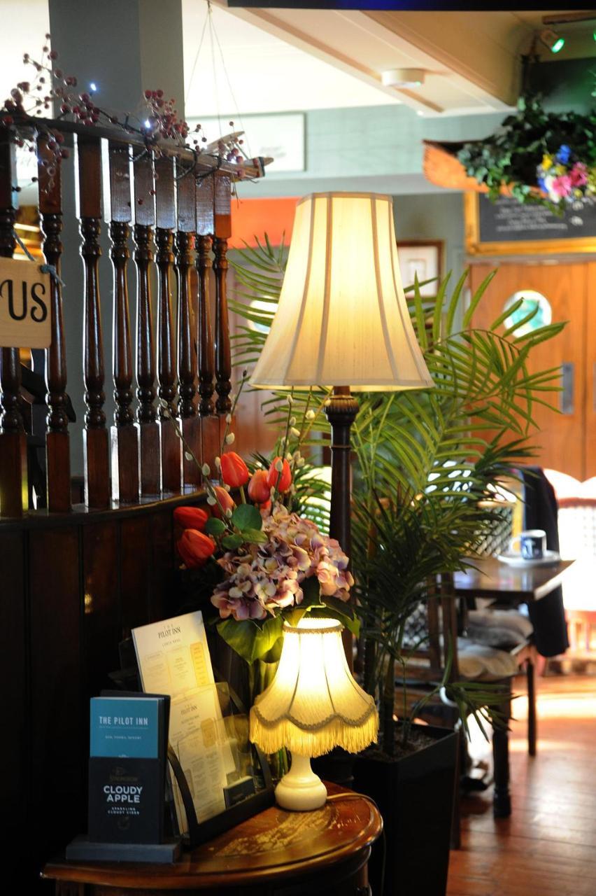 The Pilot Inn Истборн Екстериор снимка